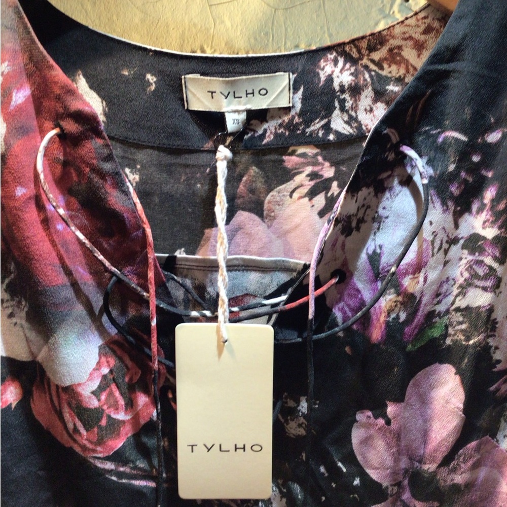 NEW! tvlho  Long Sleeve Dress - Picture 2 of 7
